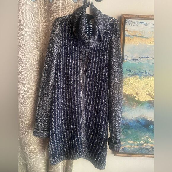 Chico's Cardigan sweater Size 2 (L) Navy Blue  knit Button front - Picture 1 of 14